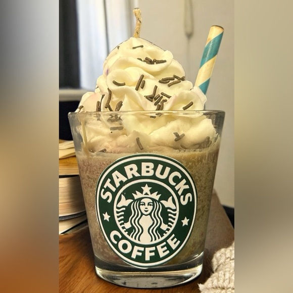 Starbucks Coffee Candle with Cream Topping - Brown-Handmade - Picture 4 of 5